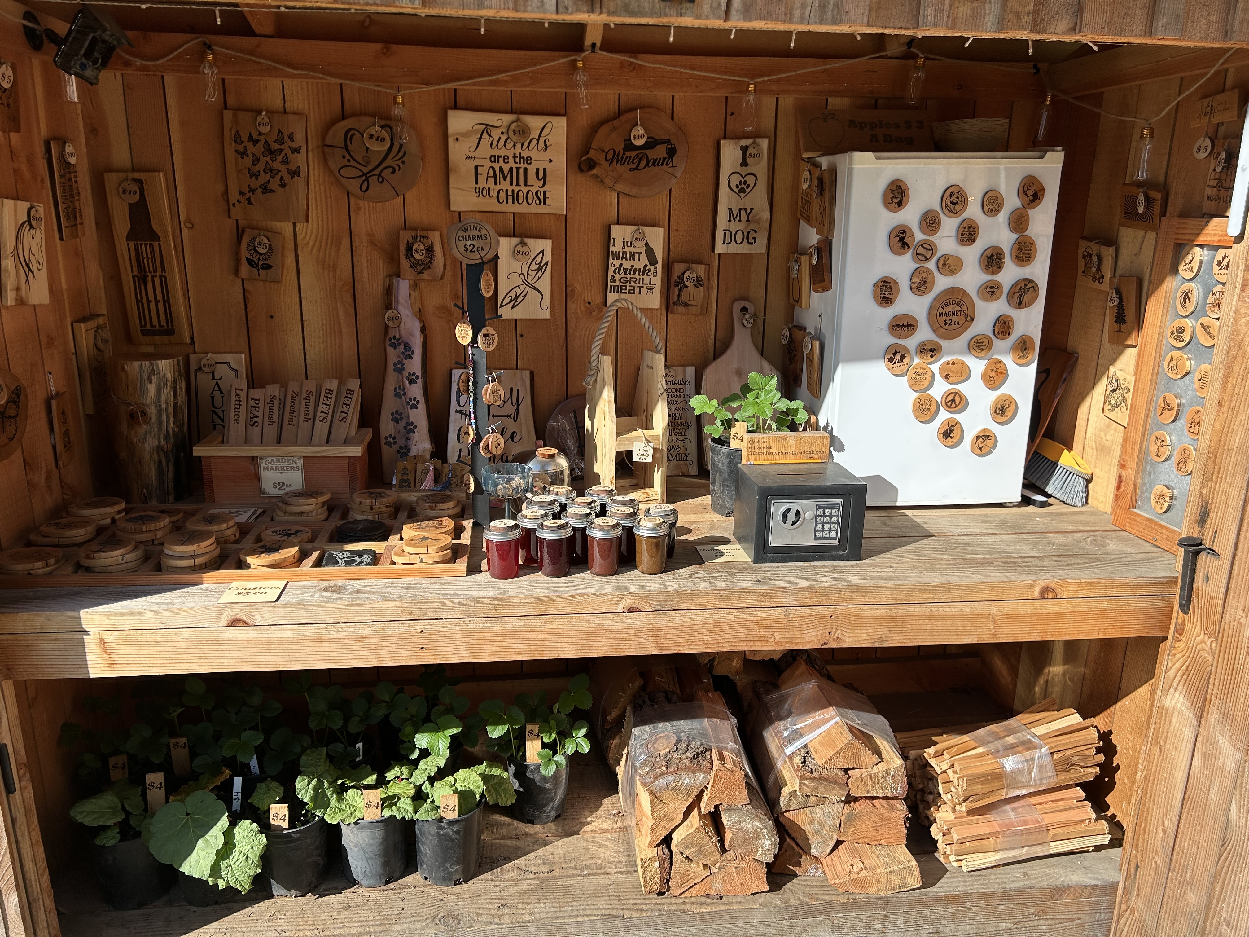 Gibson's farm stand